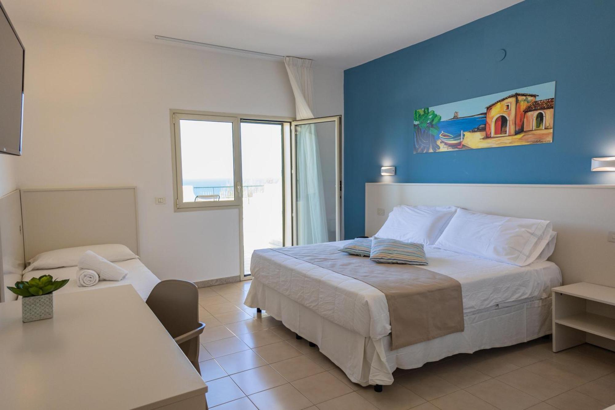 Cdshotels Terrasini - Citta Del Mare Exterior photo